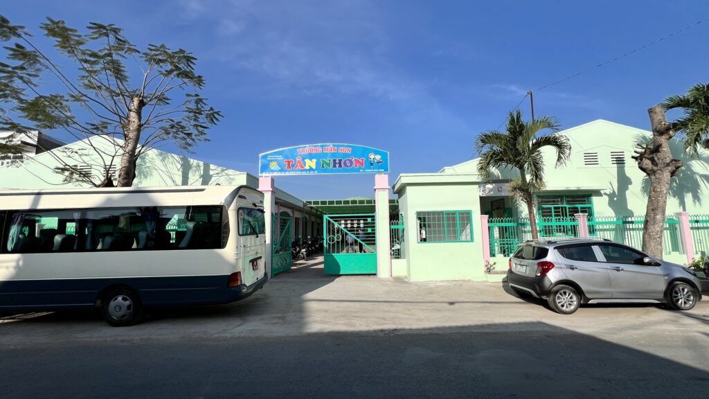 Thi Công Cách Âm Trường Học Kết Hợp Giải Pháp Cách Nhiệt Gần Trục Lộ Lớn Miền Tây 2026 3 Hình ảnh dự án trường mầm non do Dũng Phát thực hiện (3) - 7