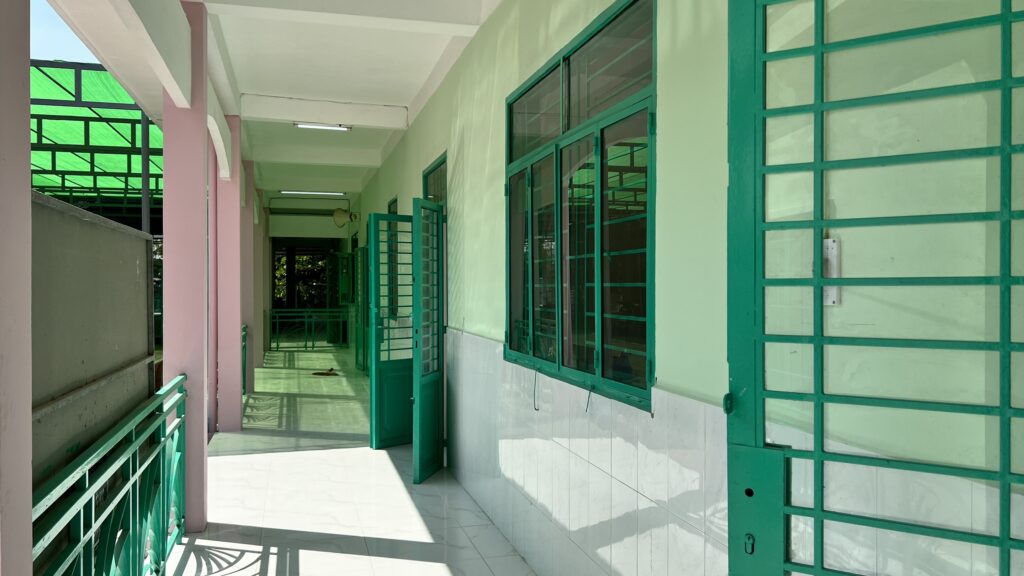 Thi Công Cách Âm Trường Học Kết Hợp Giải Pháp Cách Nhiệt Gần Trục Lộ Lớn Miền Tây 2026 5 Hình ảnh dự án trường mầm non do Dũng Phát thực hiện (5) - 1